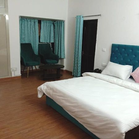 Jay Ally - Boutique Hotel Νέο Δελχί Εξωτερικό φωτογραφία